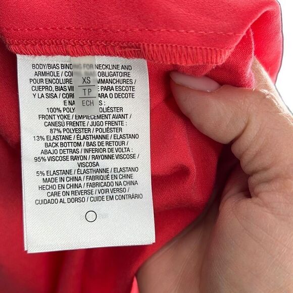 NWT T Tahari sleeveless top - Picture 12 of 12